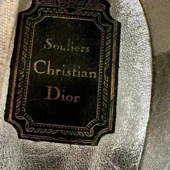 👑👑👑VINTAGE 1968 Christian Dior TAN Velvet Rhinestone Heel Shoes w/ CD Buckle - Picture 4 of 15